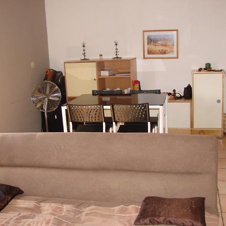 Apartament 25 Fm 2 D Coursan Zewnętrze zdjęcie